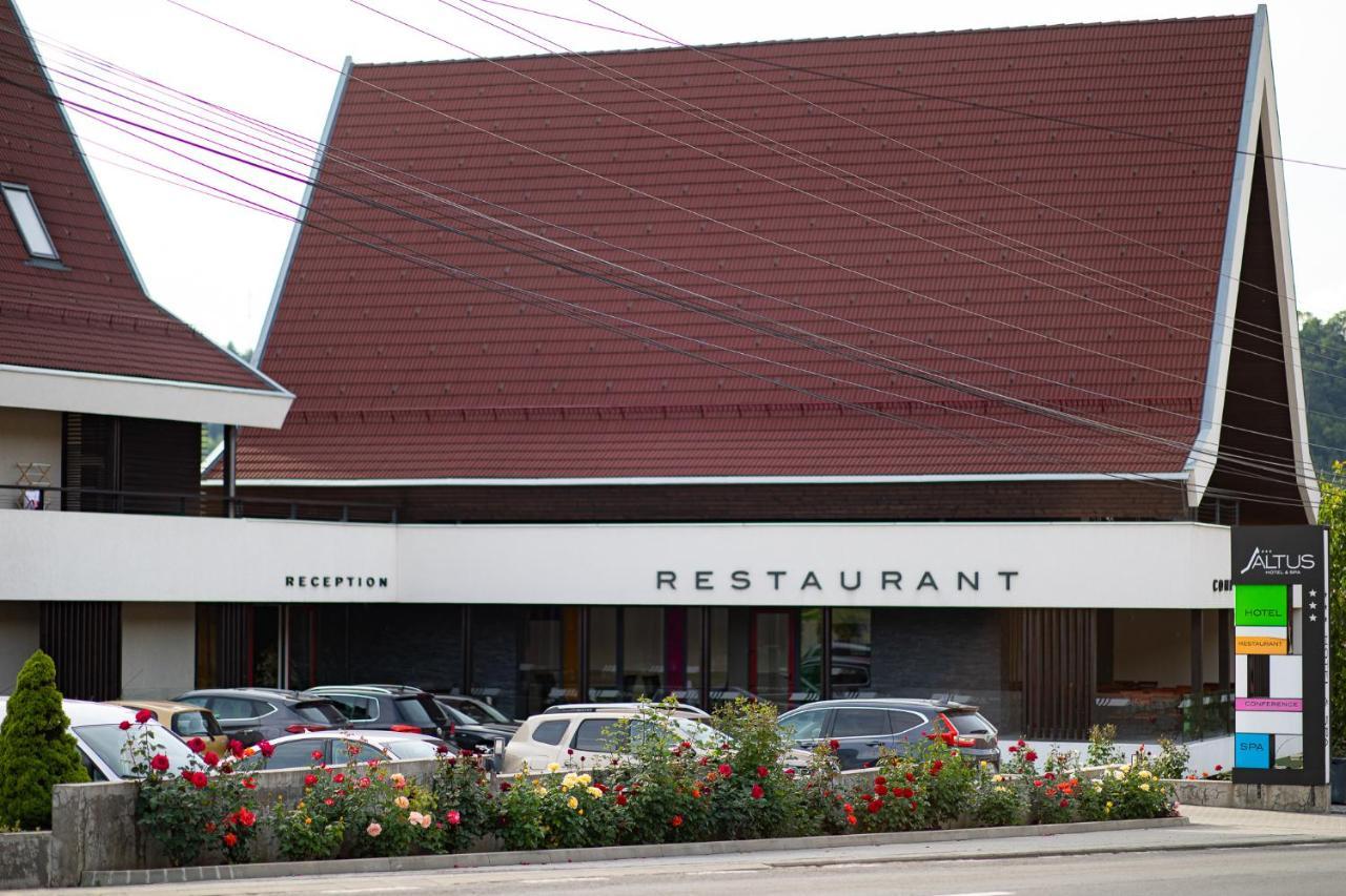 Altus Hotel & Spa Praid Exterior photo